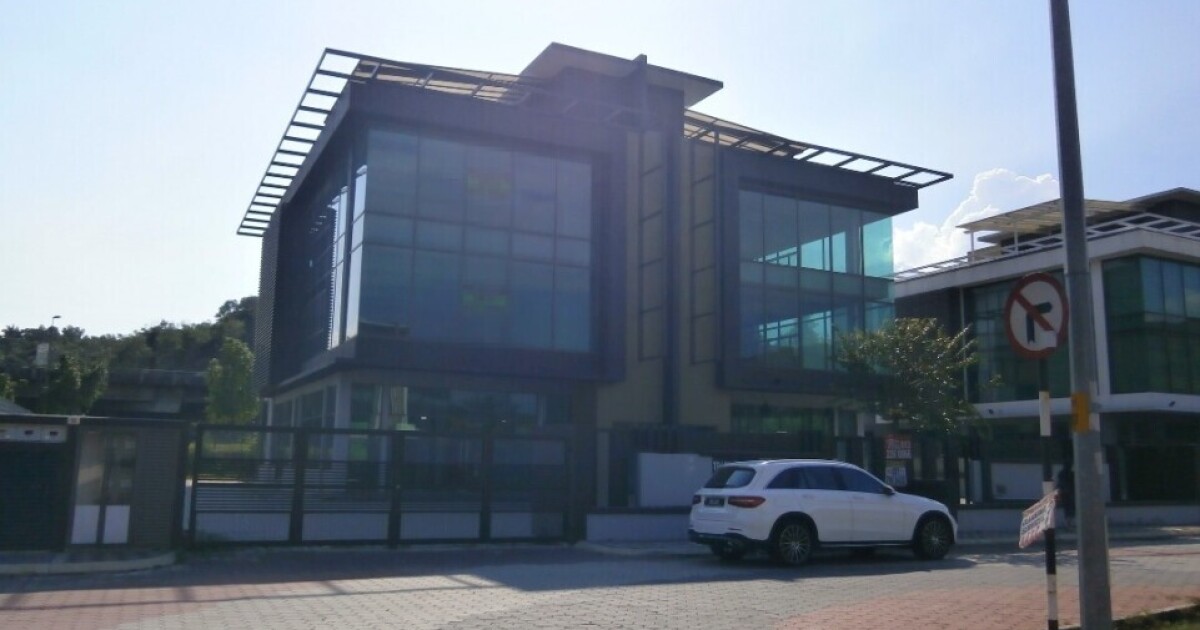 【2025春夏新色】 Klang Meru Rent for Factory [Semi-Detached Baru Pasar Jalan 小物入れ
